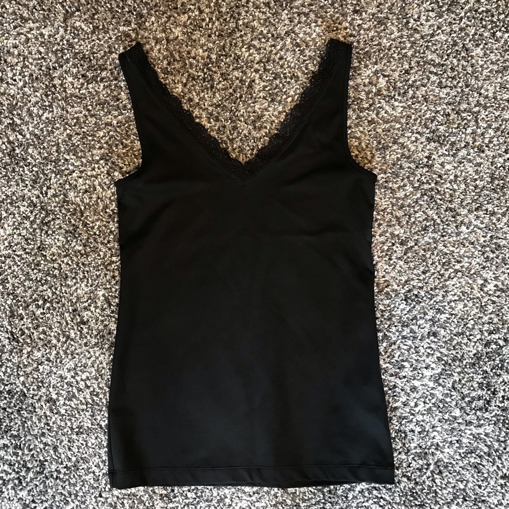BANANA REPUBLIC TANK ! - Picture 5 of 7